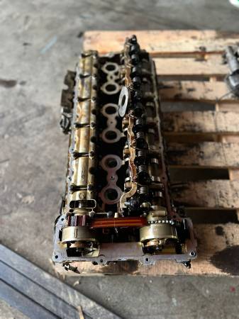 BMW E60 N52 SİLİNDİR KAPAĞI DOLU 155610201 - ERCAN TİCARET çıkma orjinal yedek parça