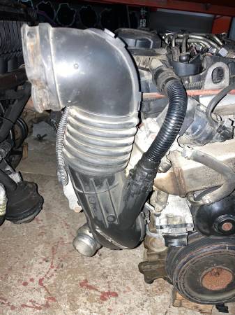 BMW E90 E92 E87 TURBO HAVALANDIRMA BORUSU 7804846