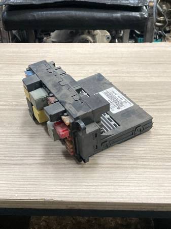 MERCEDES W203 SAM BEYNİ SİGORTA KUTUSU ÇIKMA 0025459301 - ERCAN TİCARET yedek parça